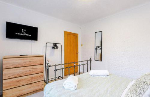 4 Bed House - Sleeps 8 - Free Parking - Manchester - Foto 36