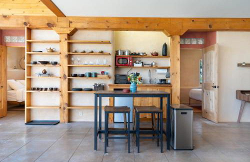 Santa Fe Ridgetop Retreat With 2 Hot Tubs and Views - Foto 4