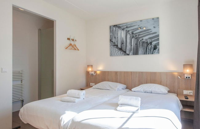 Villa in Cadzand-bad Near North Sea Beach - Photo 2