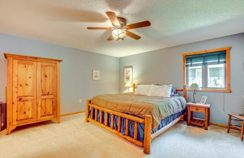 Lake Tomahawk Fall Retreat with Foliage and Lake Views - Photo 14