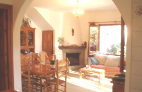 Beautiful detached air-conditioned villa close to sandy beach, shops and restaurants - Foto 6