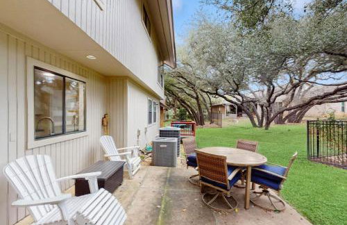 Cozy Dog-Friendly Home WITH Full Kitchen, Patio & Backyard, Close to Golf Course - Foto 4