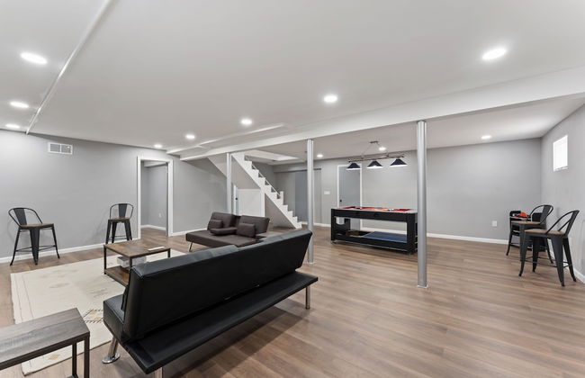 Amazing Vacation House In Poconos~hottub~game Room 6 Bedroom Home - Foto 33