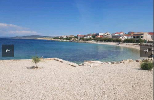 A cozy and private home with a spectacular view - Foto 6