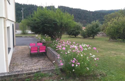 Gîte "Le temps d'une pause" terrasse et piscine - Foto 12