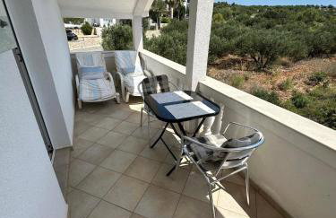 Apartmani Ljubica, Murter - Photo 8