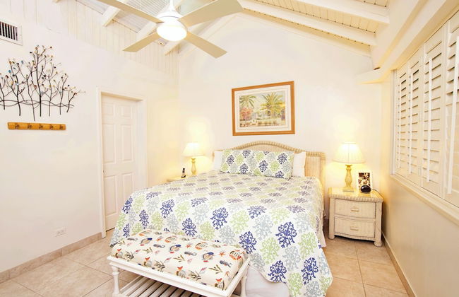 Villas of the Galleon - Photo 15