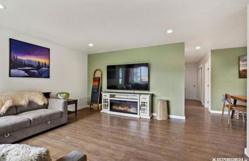 Downtown Retreat: Convenient Family Cottage - Foto 5