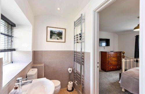 Finest Retreats - The Warren - Photo 12