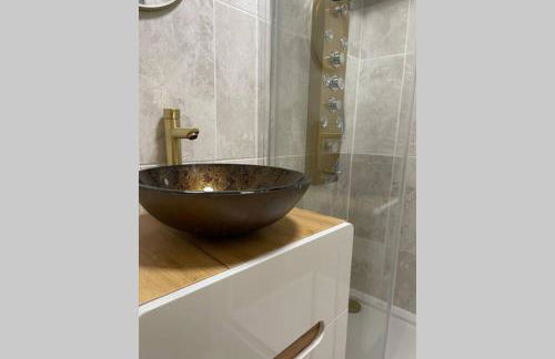 Castle View House - Photo 18