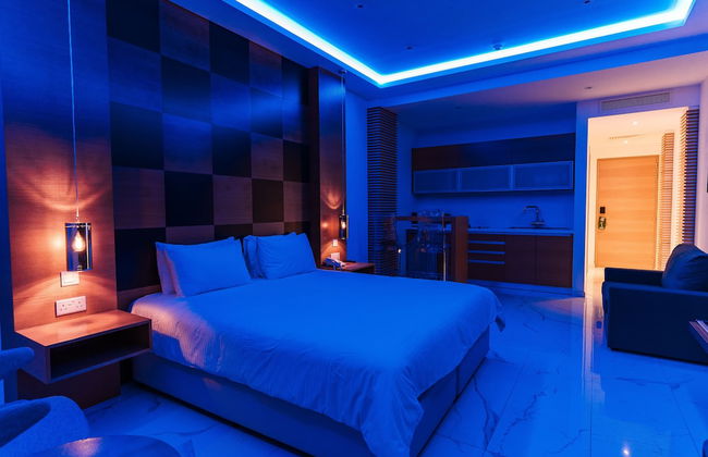 Vrachia Beach Hotel & Suites - Adults only - Photo 18