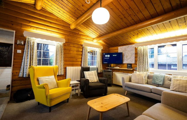 Rural 3 Bed Log Cabin Getaway - Foto 5