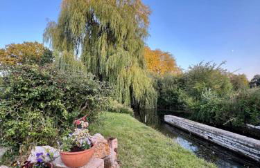 Stylish Barn with Meadow Views & Brookside Garden - Foto 20