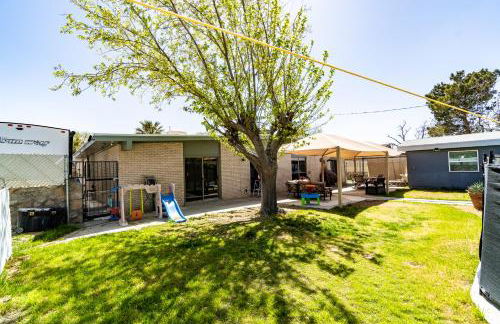 Remodeld5BR Modern Retreat with Covered Pool - Foto 27