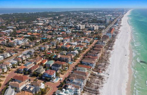 Storybook - Pet Friendly Home Near the Beach with Private Pool - Foto 47