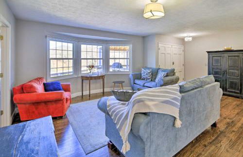 Lakefront Kingsport Home with Private Hot Tub! - Foto 3