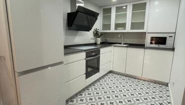 Precioso Apartamento recién reformado en centro - Foto 4