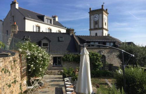 Unique Family House Steps from Port Miquel Beach - Foto 38