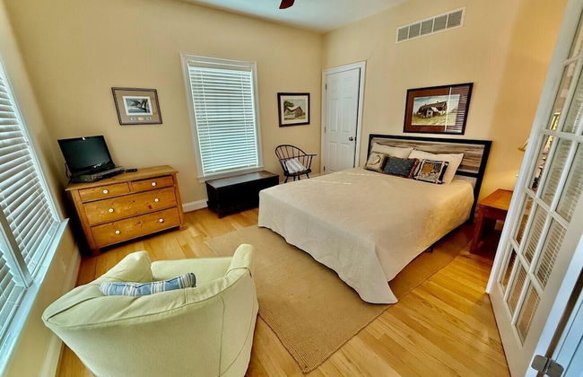 Houston Street 11 - Photo 6