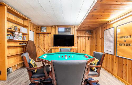 Tahanan - Cozy 4BD Near Downtown & UND - Gameroom - Foto 15