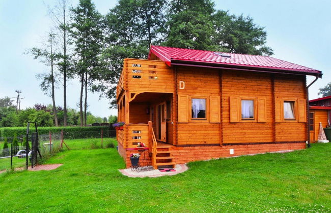 Wooden House by Ostrowieckie Lake With Beach - Photo 29