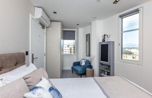 Diff-Rent Studios with gym & Fast Access to Central London & Wembley - Photo 70