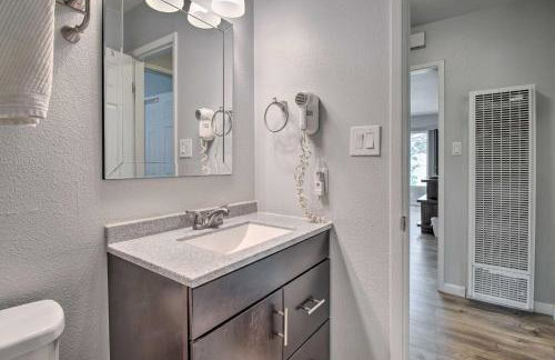 Ski, Hike and Unwind Cozy Carson City Duplex! - Foto 18