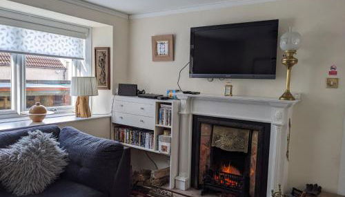 Craigmile Cottage - Photo 1