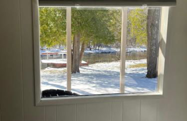 Sleeping Bear Riverside Cabins - Foto 35