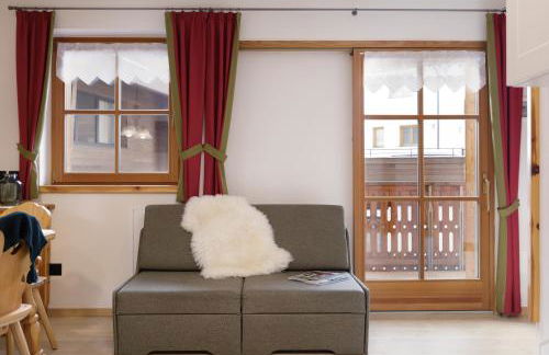 Chalet Tyrolian Apartments - by Familiaris - Pools 500 meters - Foto 50