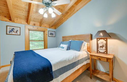 Scenic Blue Ridge Cabin Rental with Resort Amenities - Foto 16