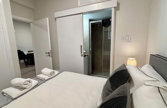 SeaBreeze City Center Flats by TrulyCyprus - Foto 10