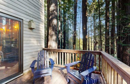 Deep Woods Hideaway - Photo 8