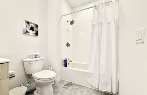 1BR Apt King Bed FREE Parking Gym - RoofTop 609 - Foto 11