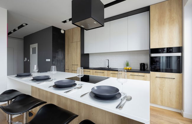 Apartment With Terrace by Renters - Photo 6