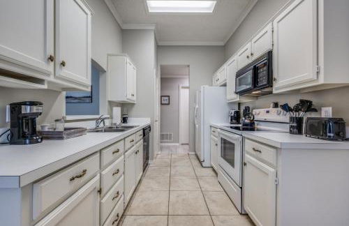 Spacious Brick House 3BR 2BA A+ - Foto 41