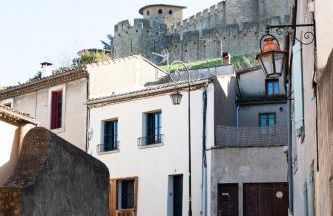 La maison rue Nadaud, au pied des remparts - Photo 32