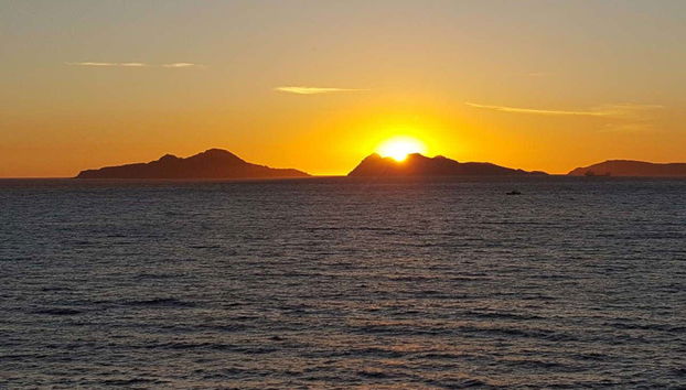 Cies Islands Boat Tour - Photo 4