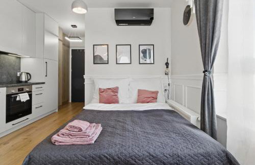 Stylowy apartament z balkonem i panoramą miasta - Foto 19