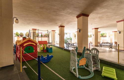 2 Estudios en La Romana Playa, uno con vista parcial mar y otro vista a la piscina - Foto 62