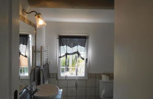 Le Petit Mas des Hauts de Beyssan, Maison de vacances avec piscine privative pour 2 personnes - Foto 24