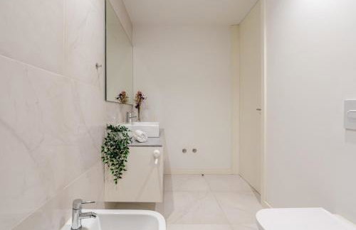 HostWise – Modern & Cozy Flat | Near the Beach - Foto 14