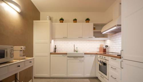 Suite at the Tower - 20 minutes from Milan and Como, 10 minutes from Monza - Foto 2, stove