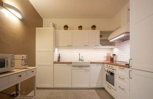 Suite at the Tower - 20 minutes from Milan and Como, 10 minutes from Monza - Foto 2