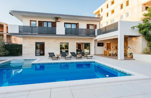 heated pool apartment KaLeGa - Foto 51