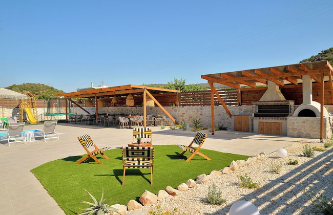 Stork Holiday Apartments - Garden & Sea View - Photo 48