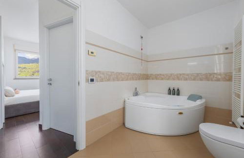 Lake & Whispers - Among Lake Como and Switzerland - Foto 16