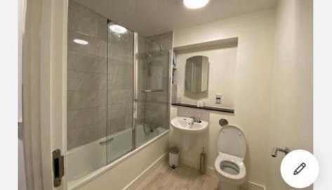 Central Milton Keynes hub one bedroom secured apartment - Foto 2