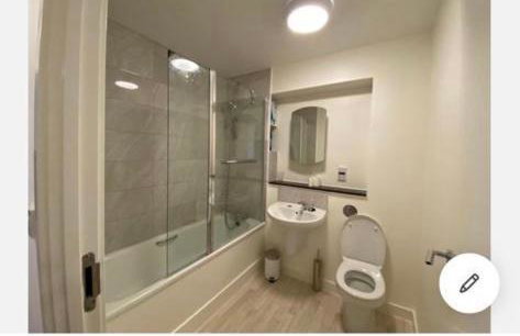 Central Milton Keynes hub one bedroom secured apartment - Foto 2