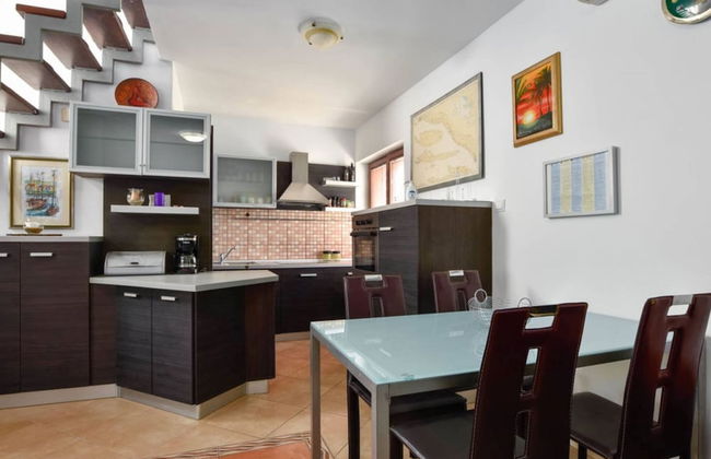 Peaceful Island Haven With Pool, BBQ & Games Area - Foto 6